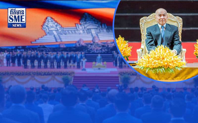 ព្រះមហាក្សត្រ យាងក្នុងព្រះរាជពិធីអបអរសាទរខួប៣០ឆ្នាំ នៃការប្រកាសឱ្យប្រើប្រាស់រដ្ឋធម្មនុញ្ញ